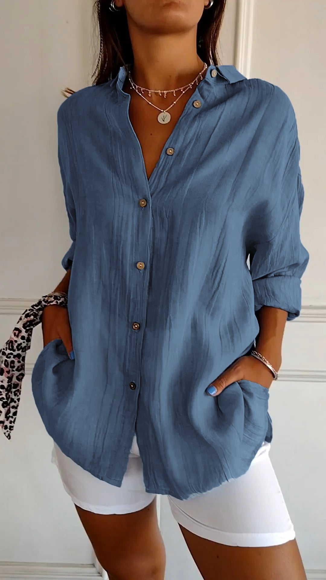 Women’s relaxed button-down shirt