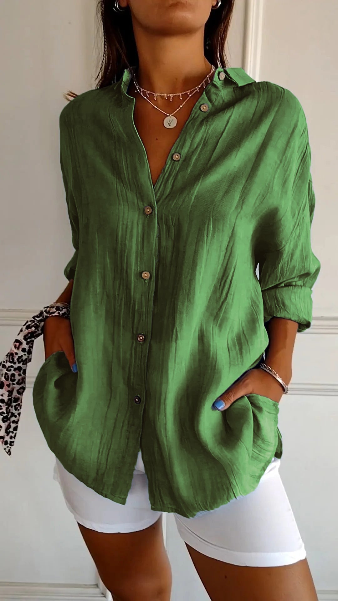 Women’s relaxed button-down shirt