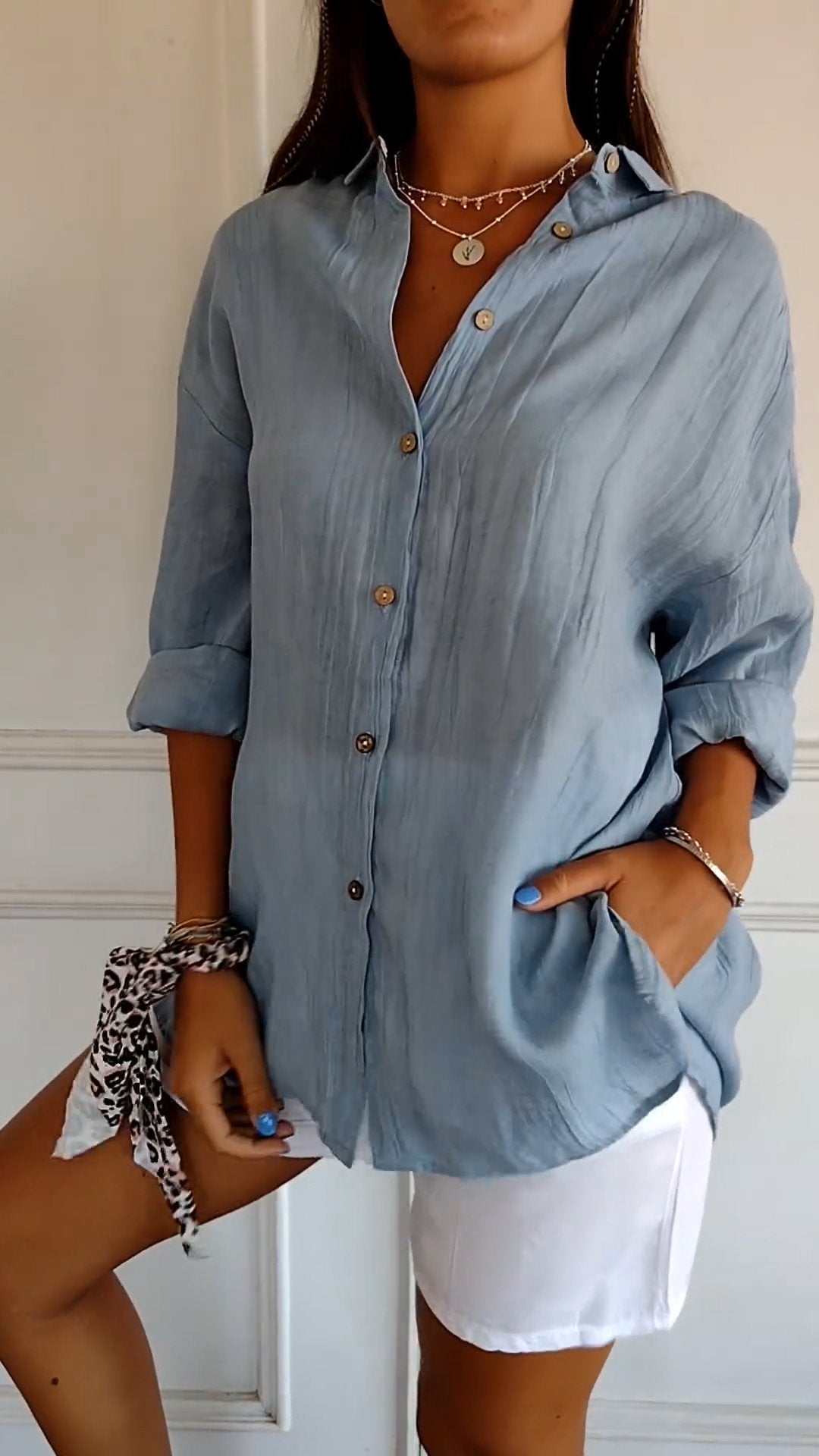 Women’s relaxed button-down shirt